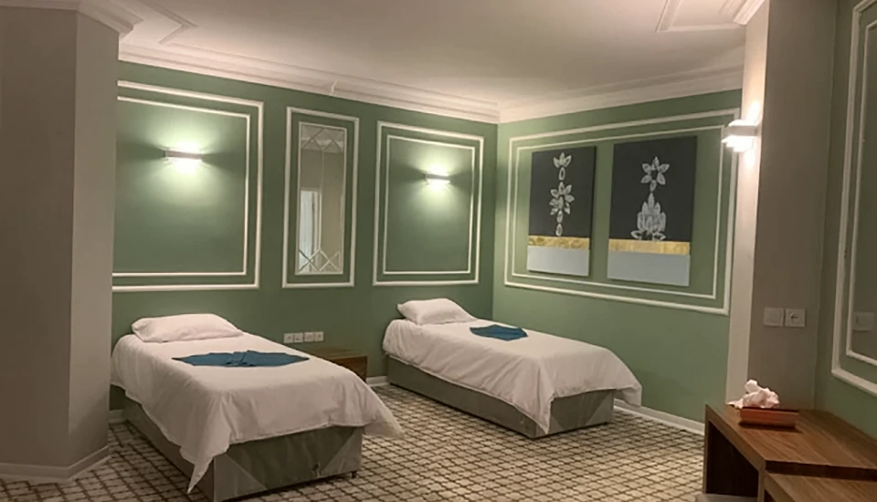 هتل ققنوس کیش