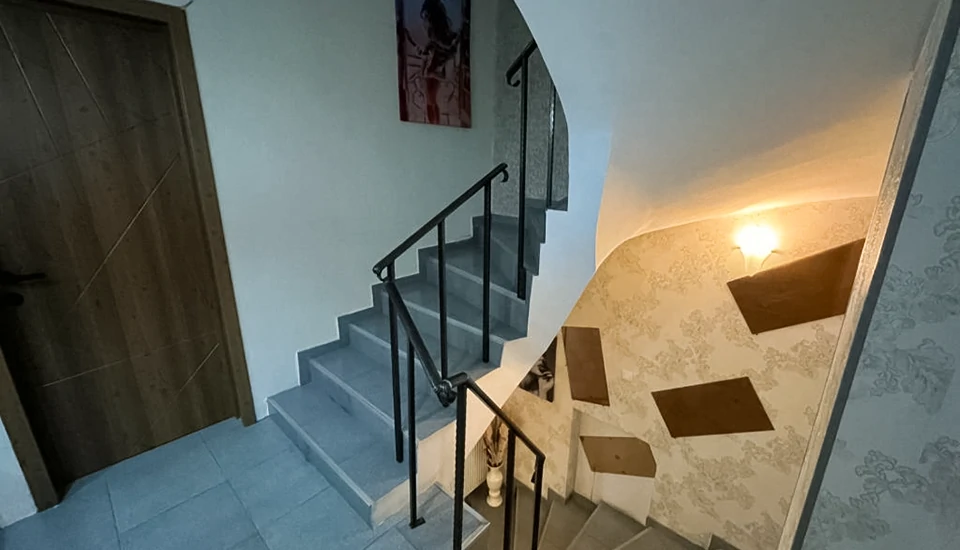 هتل جی ان جی تفلیس