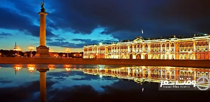 از موزه‌ی آرمیتاژ ایالتی و کاخ زمستانی , وقت سفر