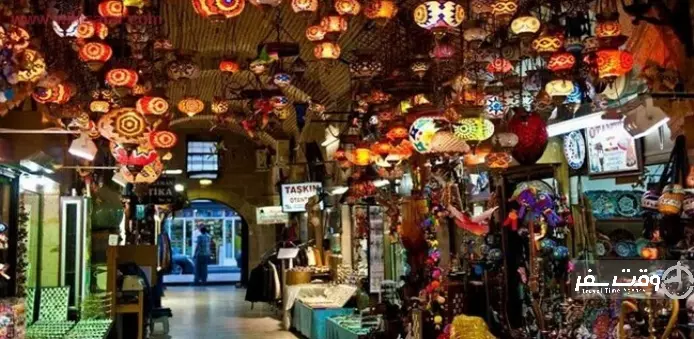 بازار کمرالتی ازمیر , وقت سفر