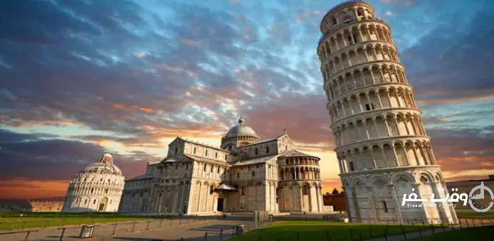 برج کج پیزا , وقت سفر