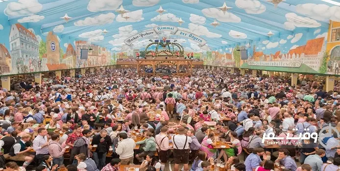 جشنواره اکتبر , وقت سفر