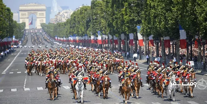 جشنواره روز باستیل فرانسه , وقت سفر