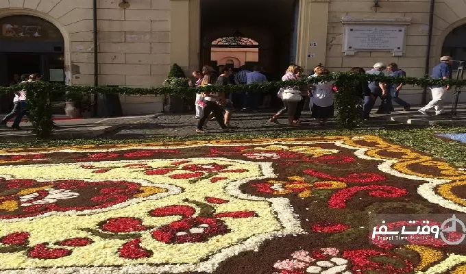 جشنواره فرش گلی , وقت سفر