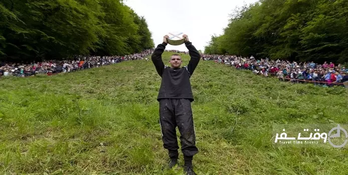 جشنواره پنیرهای غلتان , وقت سفر