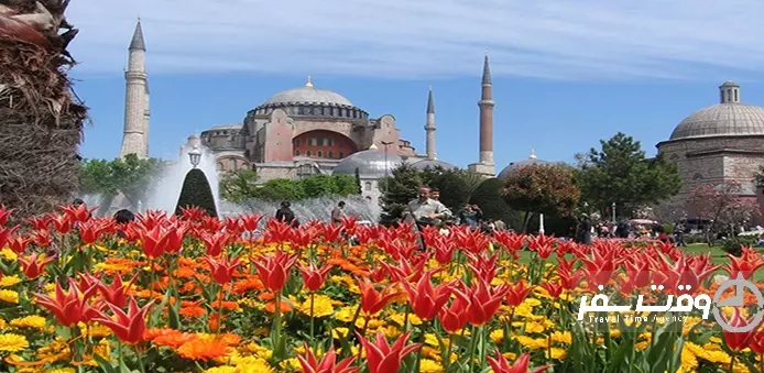 جشنواره گل لاله , وقت سفر