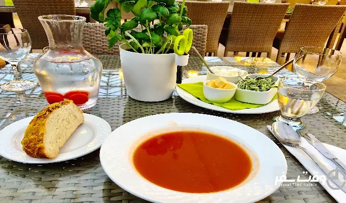 خوراک گوجه , وقت سفر