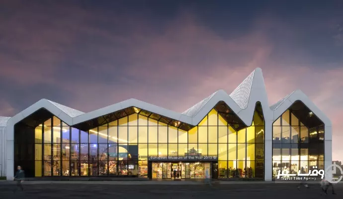 ریور ساید , وقت سفر