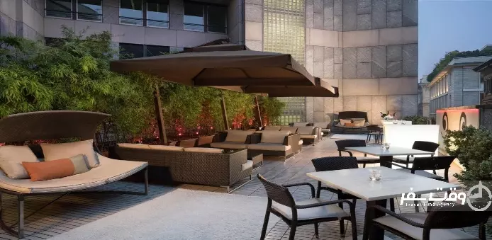 سینا د گرای , وقت سفر