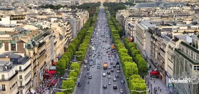 شانزه لیزه (Champs-Elysees), وقت سفر