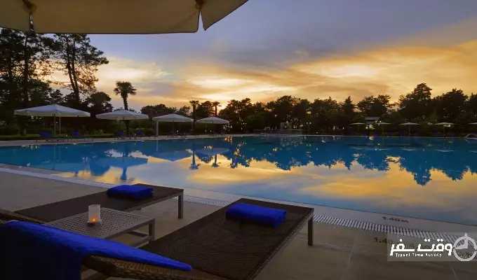 شرایطون باتومی , وقت سفر