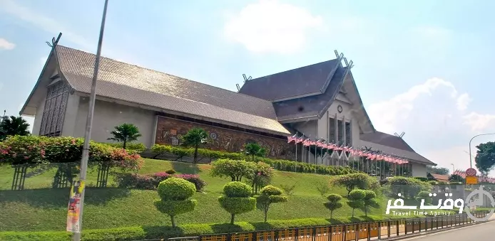 موزه ملی , وقت سفر