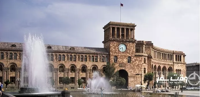 میدان جمهوری , وقت سفر