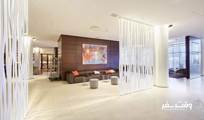 هتل هیلتون ایسلند , وقت سفر