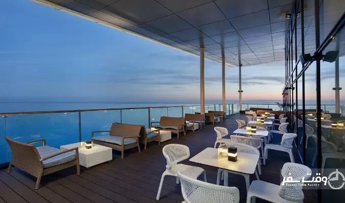 هیلتون باتومی , وقت سفر