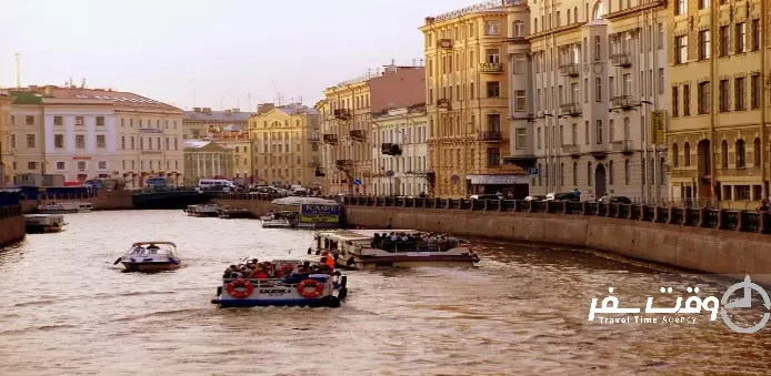 قایق کانال‌های آب سن پتزبورگ , وقت سفر
