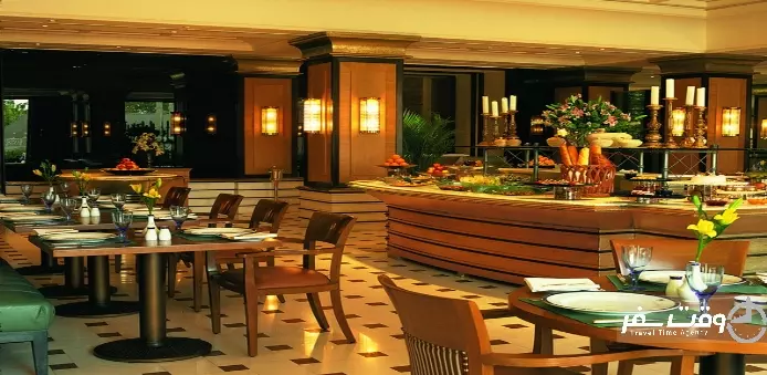 رستوران اصفهان , وقت سفر