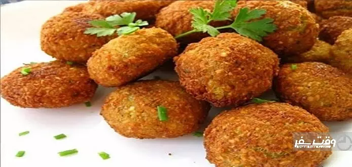 غذای محلی دبی ,فلافل, وقت سفر