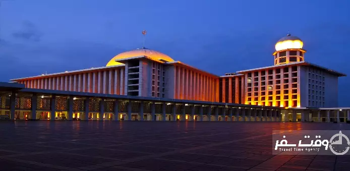 مسجد استقلال اندونزی , وقت سفر