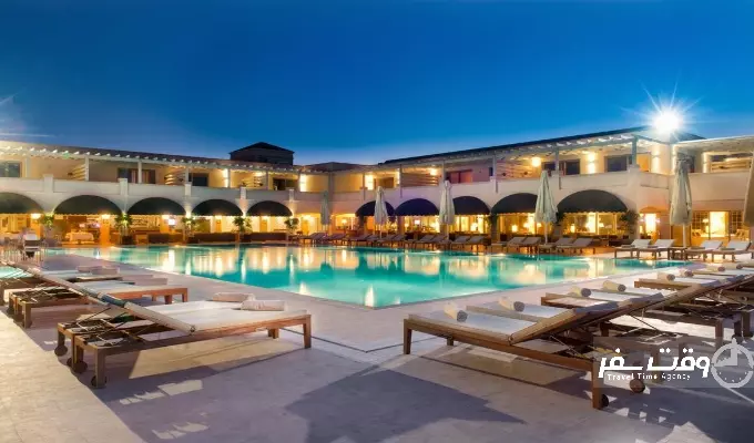 هتل د مارین , وقت سفر