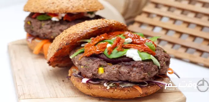 همبرگر صربستانی , وقت سفر