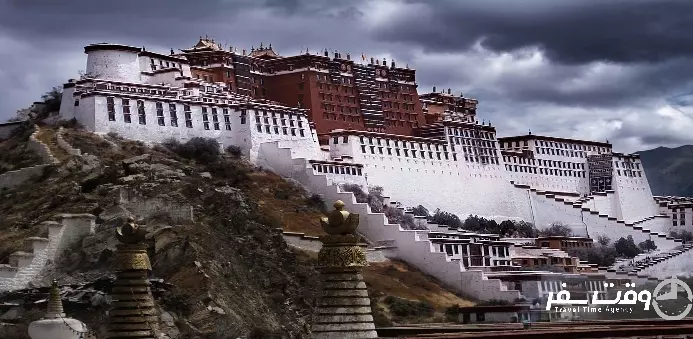 قصر پولاتا , وقت سفر